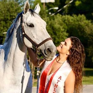 Meet your Posher, Lexi